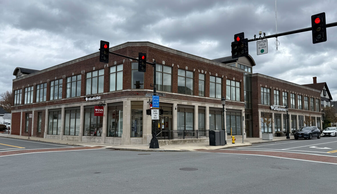 20251113_Andover_Intersection_Web