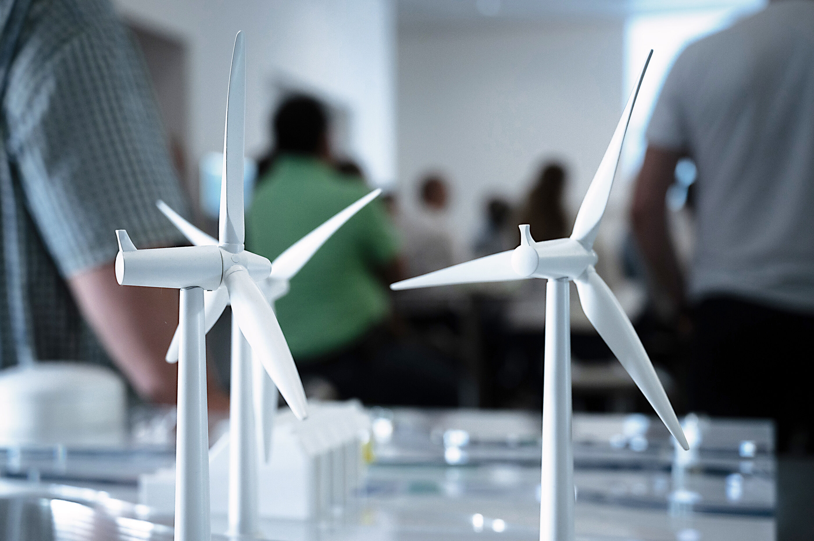 Bundesministerin Gewessler besucht Bachmann Bachmann electronic GmbH