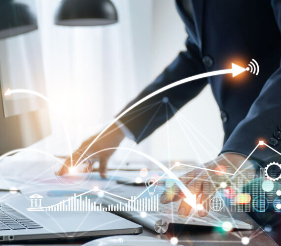 AdobeStock_379558532_lichtpunkt_bearb_web AdobeStock_379558532_lichtpunkt_bearb_web