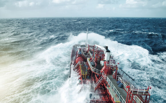 AdobeStock_334854981_Tanker