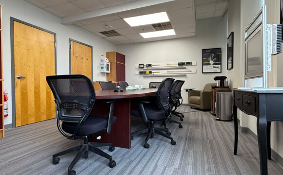 20251113_Andover_Office_Table_Side_Web