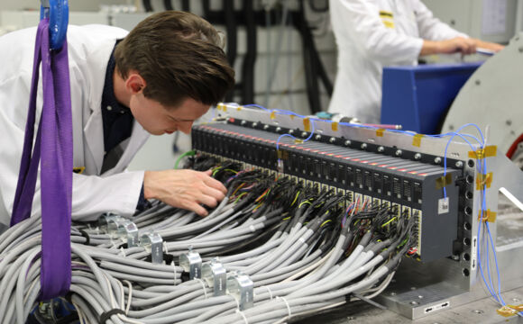 Bild 02_Prüfen der Verdrahtung