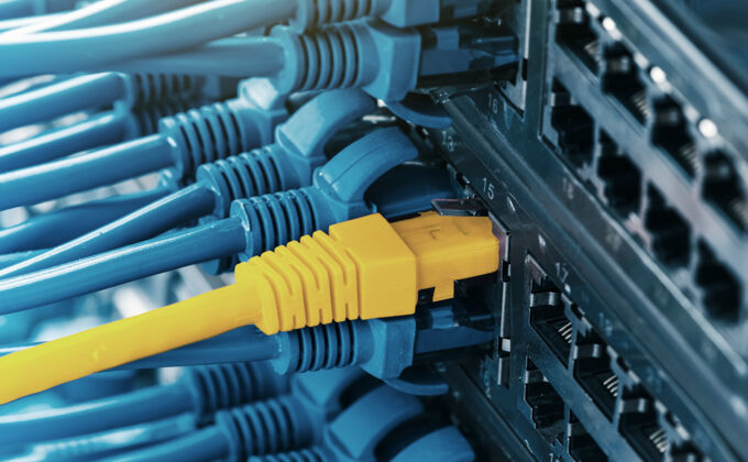 Fotolia_160056893_XXL_lichtpunkt_bearb