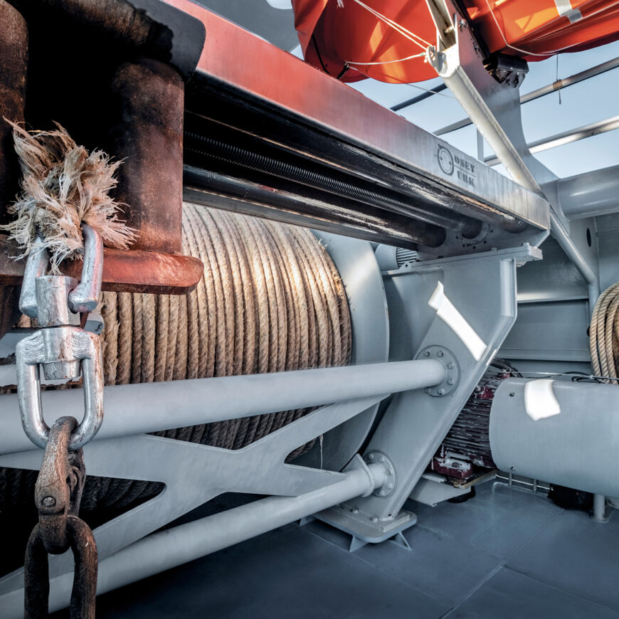 Dromec relied on Bachmann's expertise to evaluate the reasons for repeated gearbox defects in the winches of a fishing boat. 01a_Dromec_web